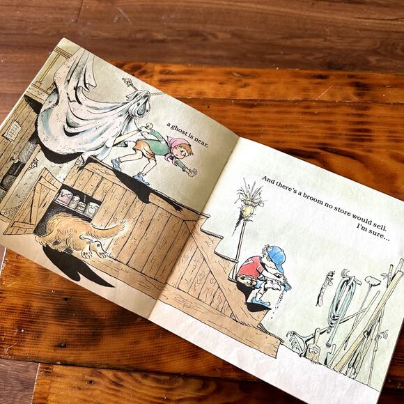 Vintage 1986 The Haunted House Paperback Book - Picture 7 of 11